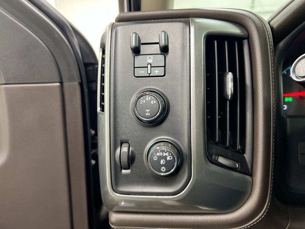 2015 Chevrolet Silverado 3500HD LTZ