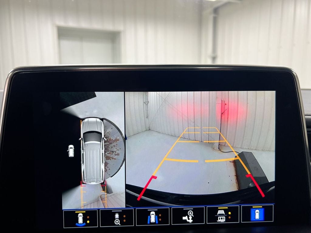 2022 GMC Yukon XL SLT