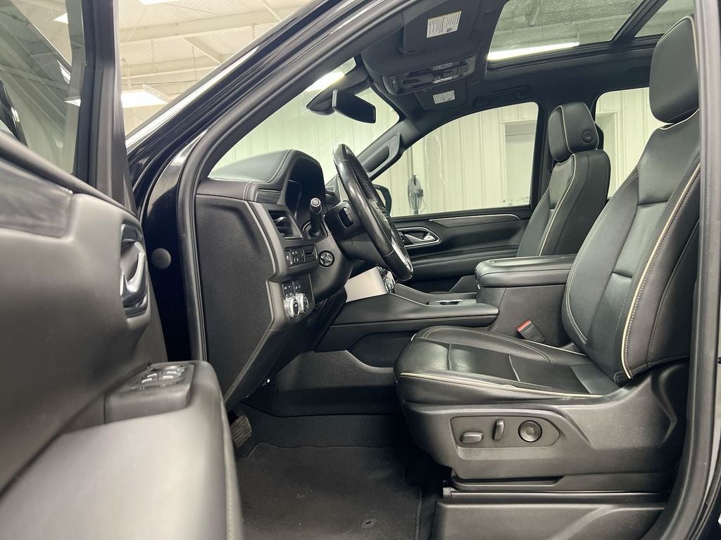 2022 GMC Yukon XL SLT