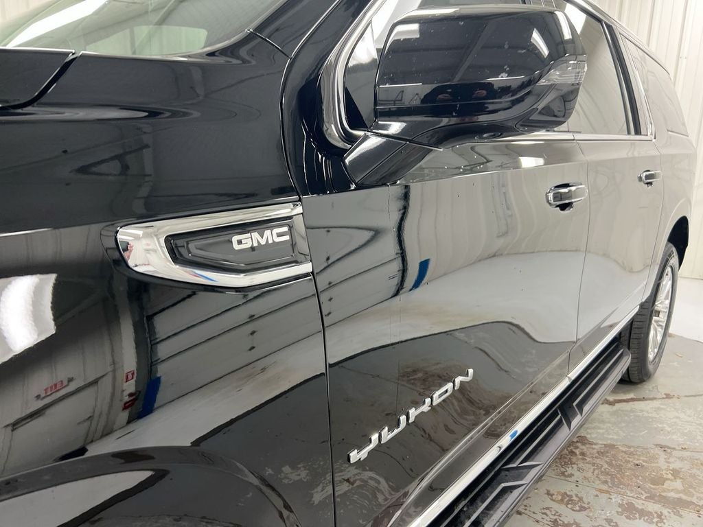 2022 GMC Yukon XL SLT