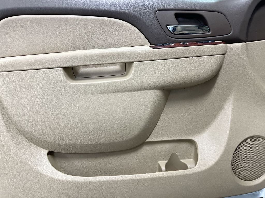 2011 GMC Yukon XL SLE 1500