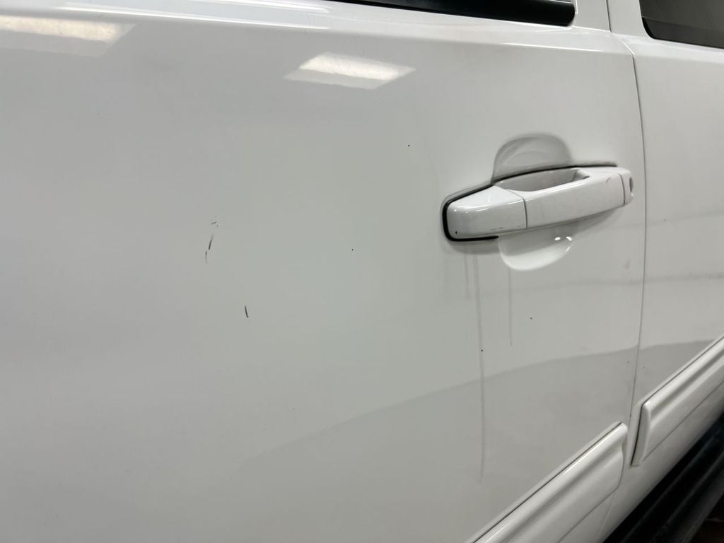 2011 GMC Yukon XL SLE 1500