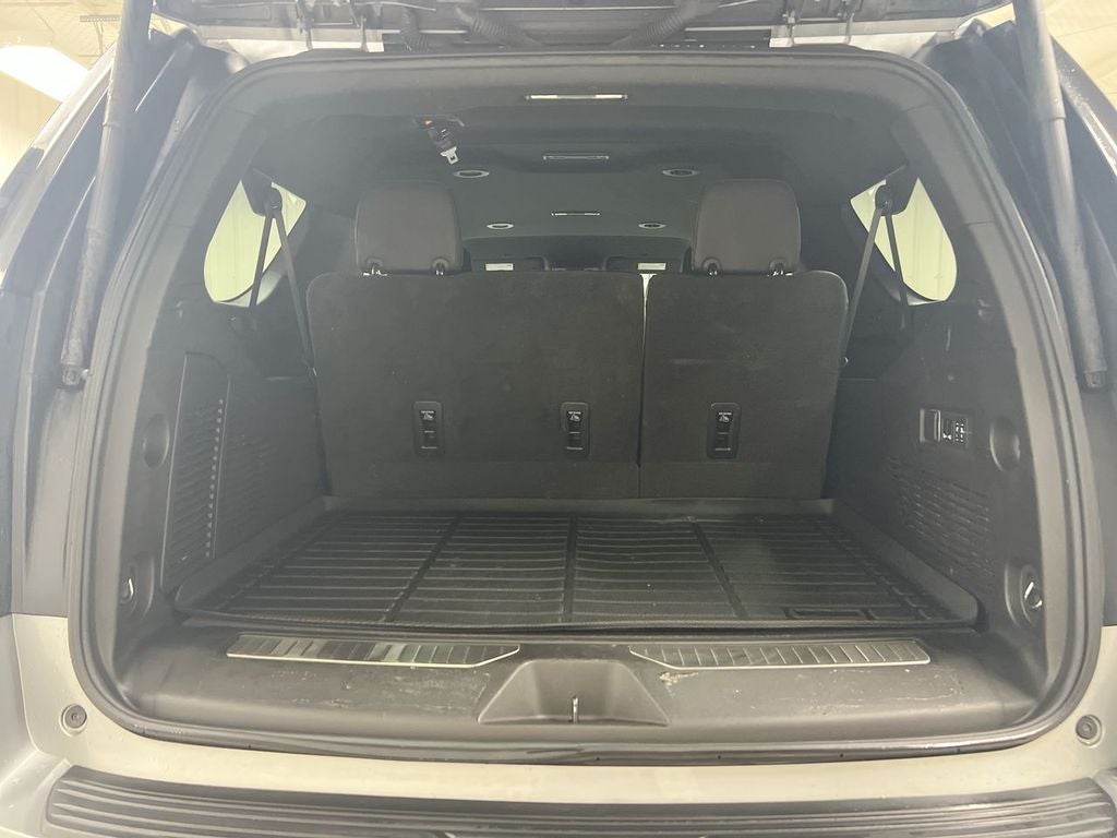 2023 Chevrolet Suburban Z71