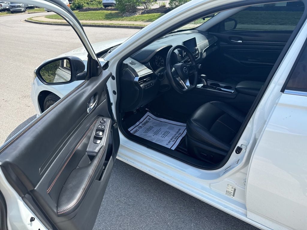 2022 Nissan Altima 2.5 SR