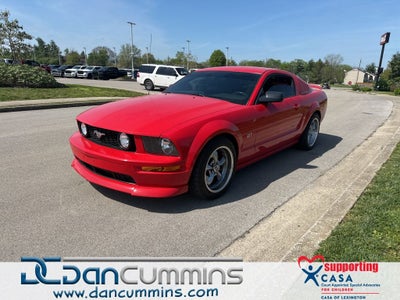 2005 Ford Mustang GT Deluxe