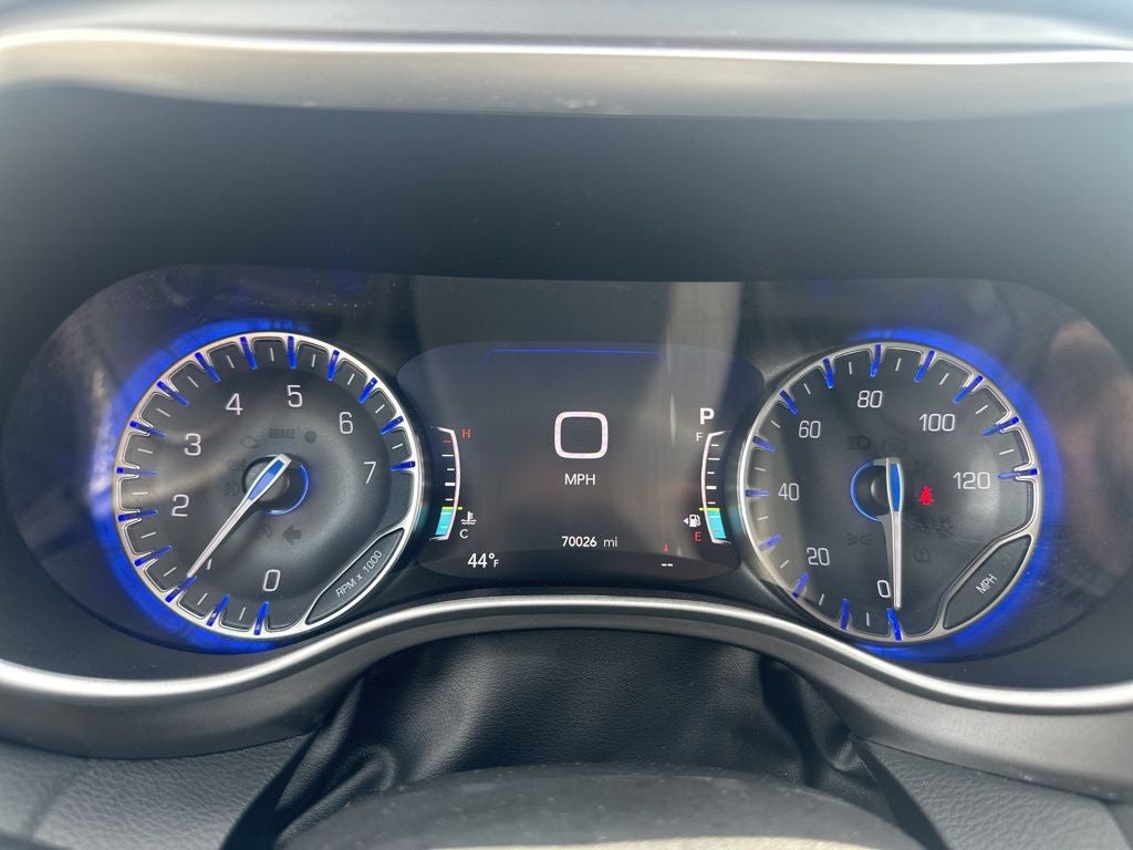 2023 Chrysler Pacifica Touring L