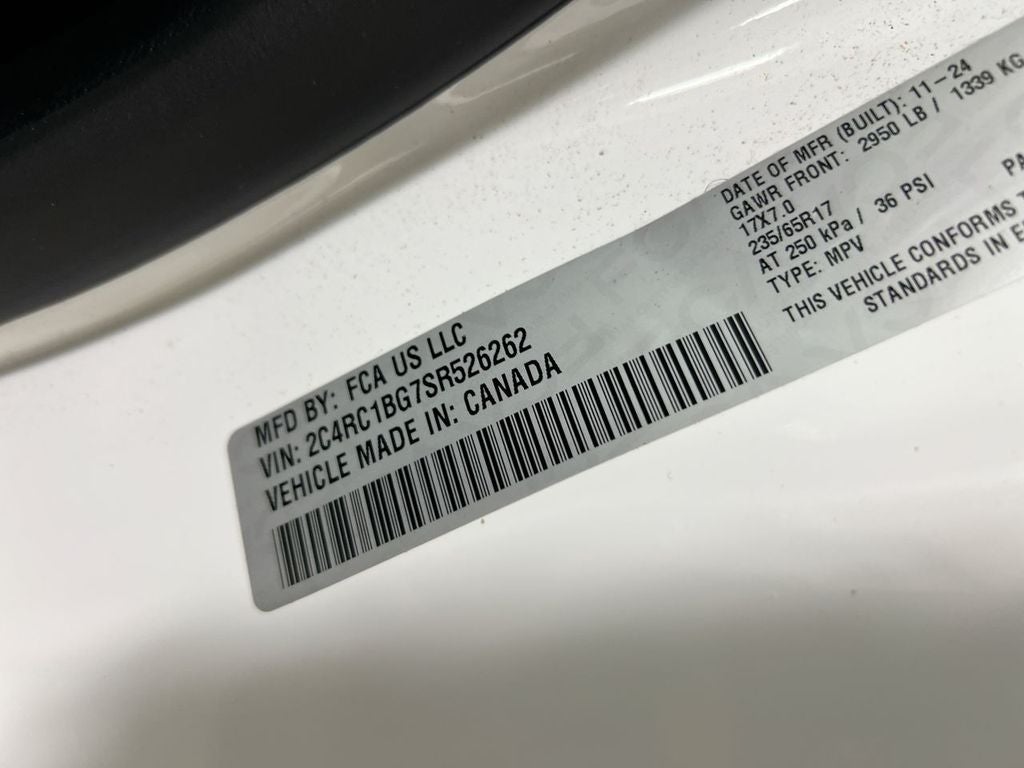 2025 Chrysler Pacifica Select