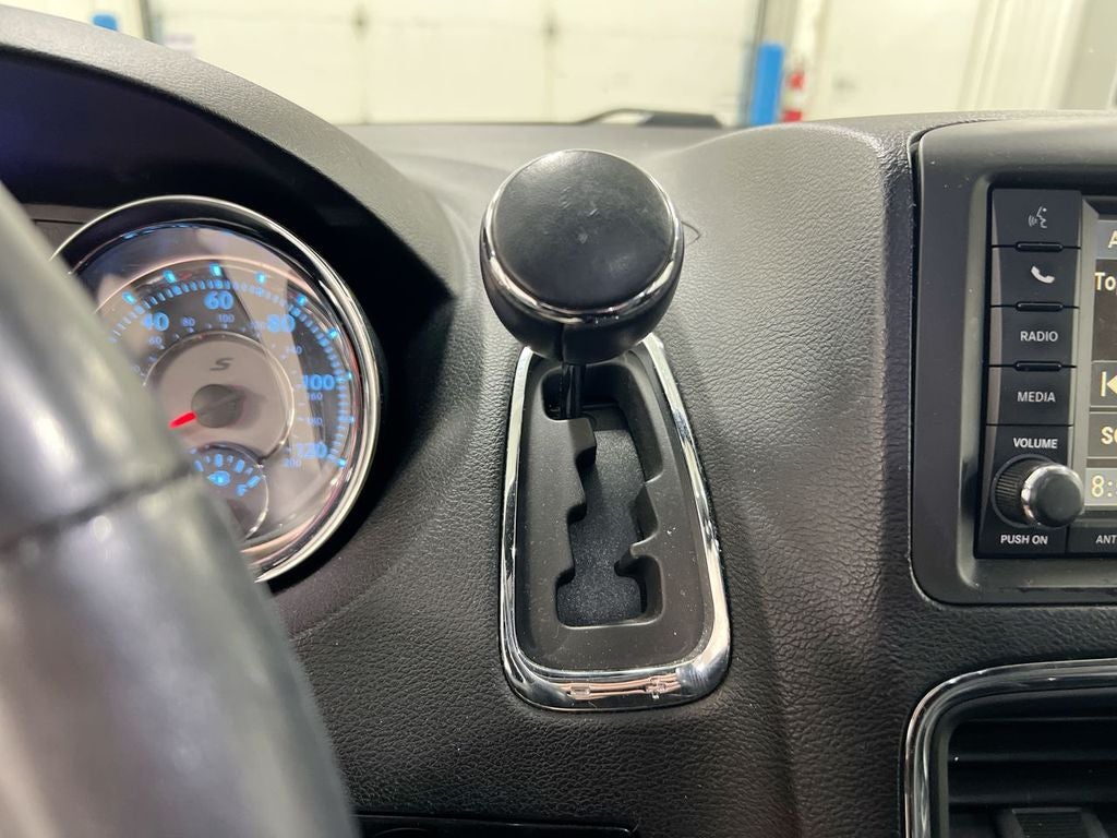 2015 Chrysler Town & Country S