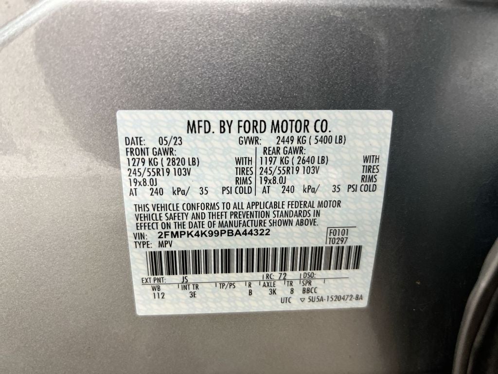 2023 Ford Edge Titanium