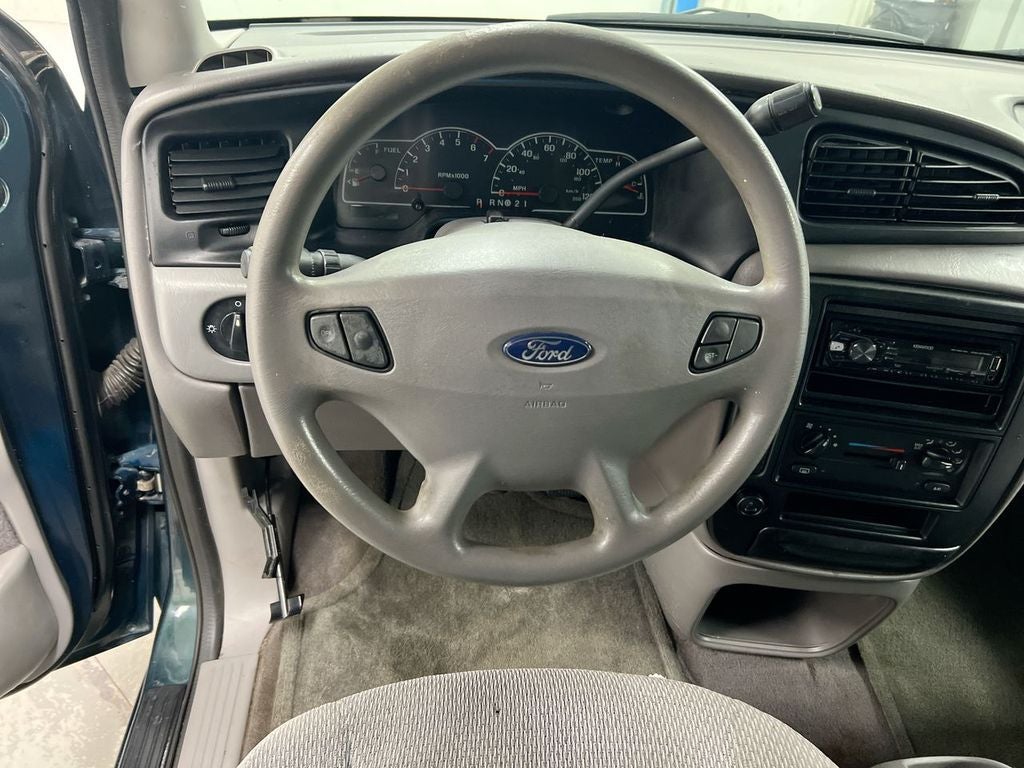 2001 Ford Windstar Standard
