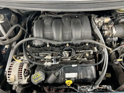 2001 Ford Windstar Standard