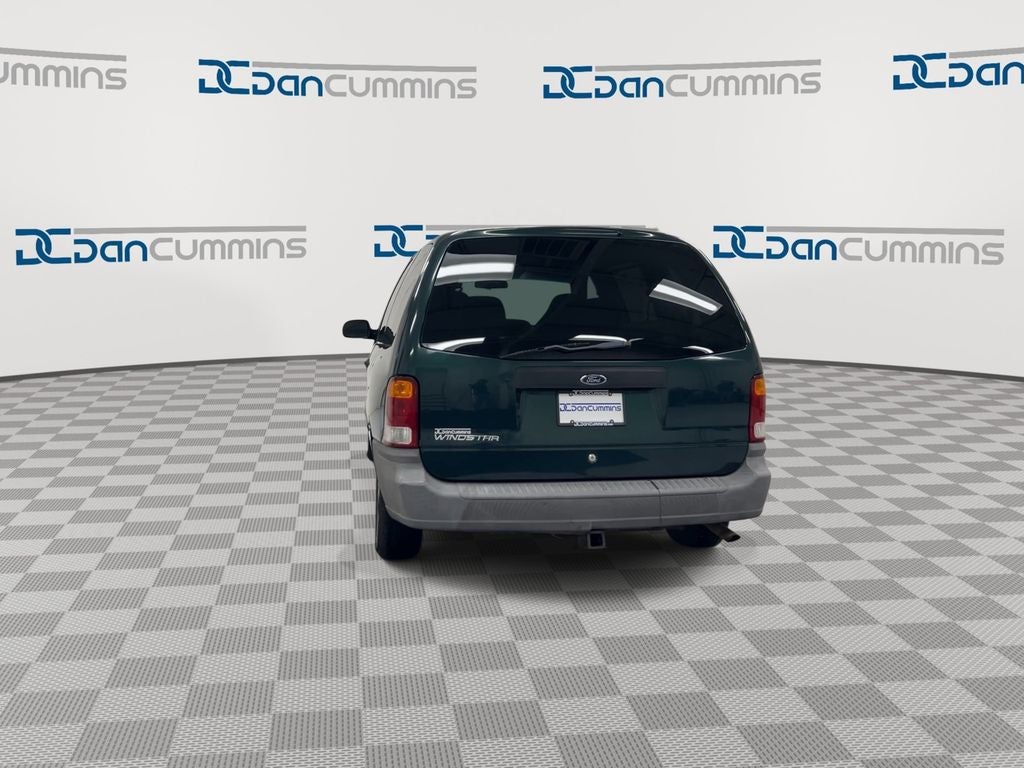 2001 Ford Windstar Standard