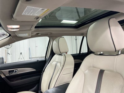 2015 Lincoln MKX Base