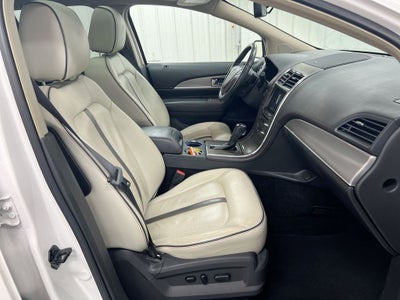 2015 Lincoln MKX Base