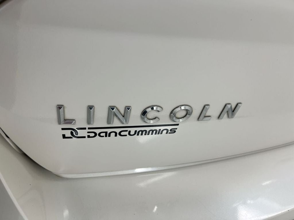 2015 Lincoln MKX Base
