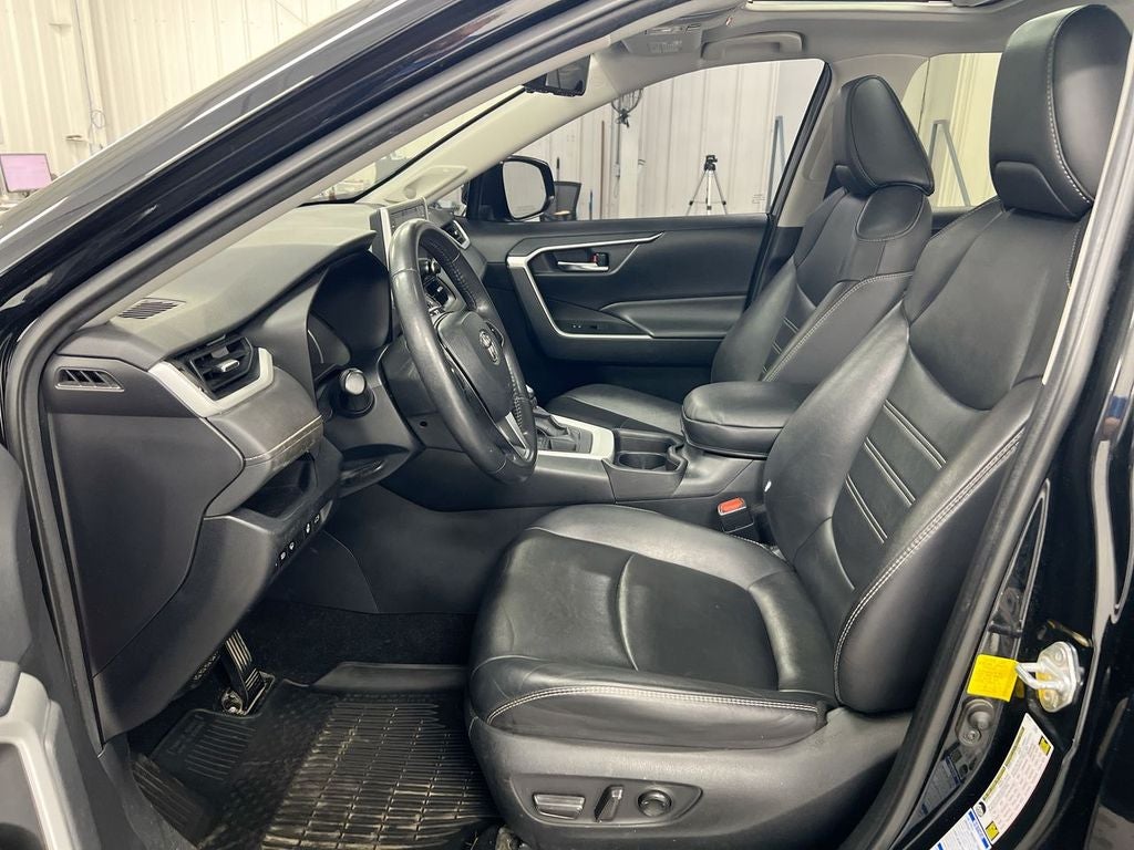 2019 Toyota RAV4 XLE Premium