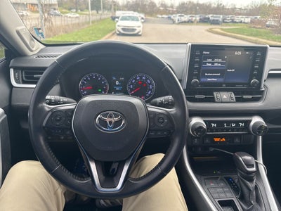 2019 Toyota RAV4 XLE Premium
