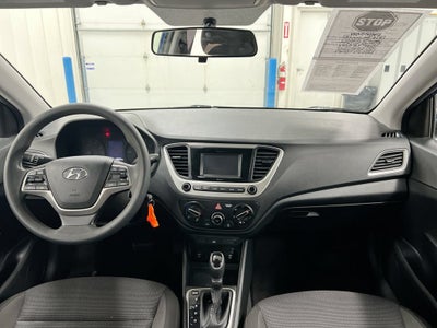 2022 Hyundai Accent SE