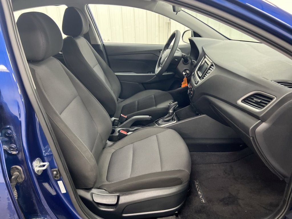 2022 Hyundai Accent SE