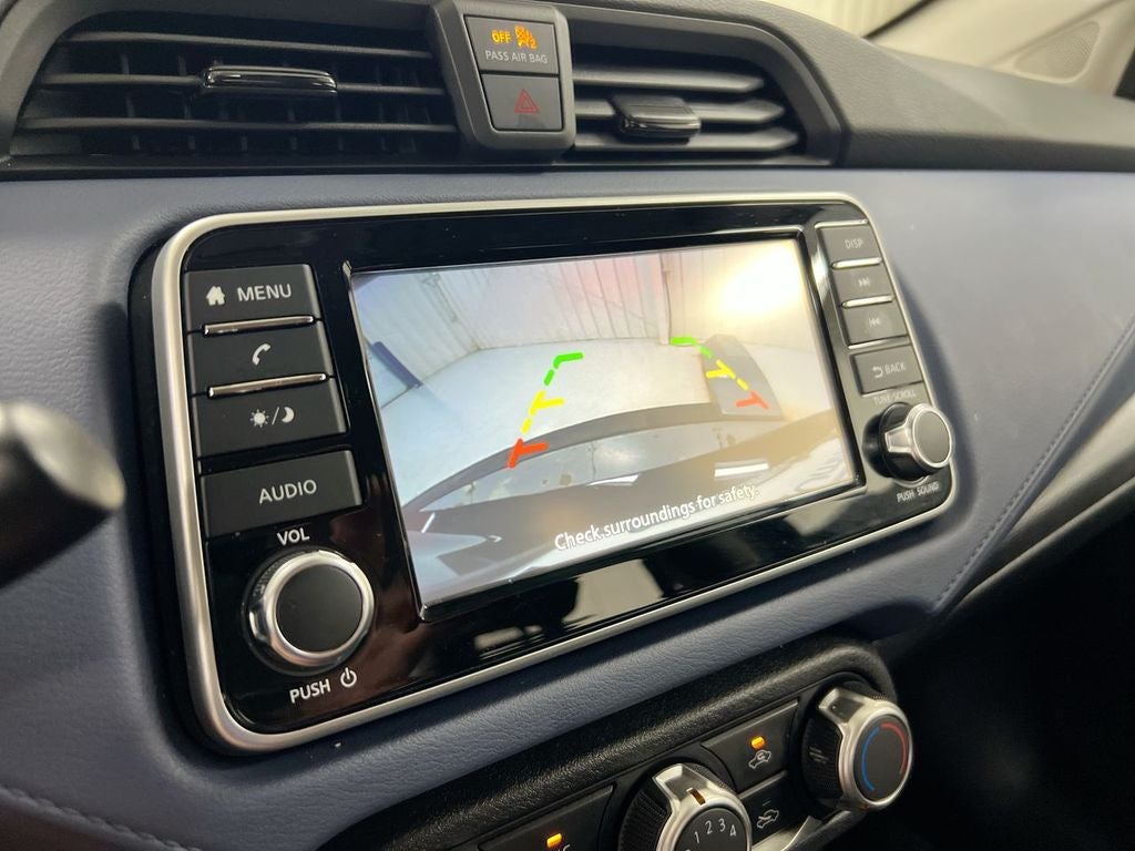 2023 Nissan Versa 1.6 SV