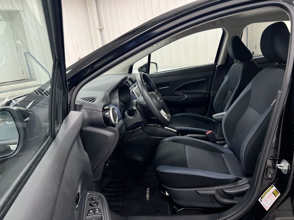 2023 Nissan Versa 1.6 SV