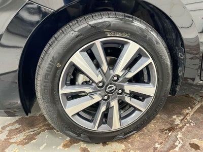 2023 Nissan Versa 1.6 SV