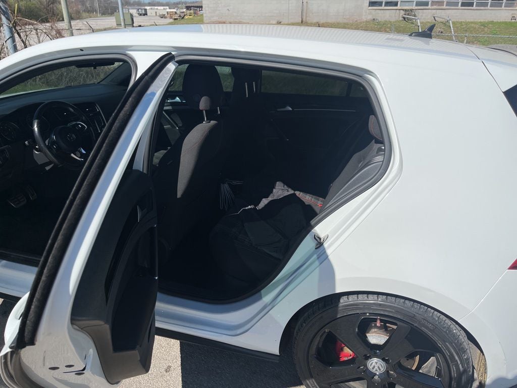 2016 Volkswagen Golf GTI S