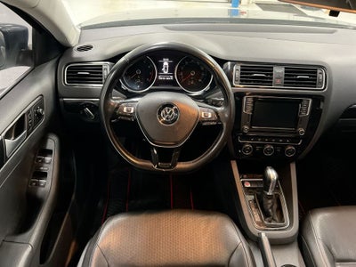 2017 Volkswagen Jetta 1.8T SEL