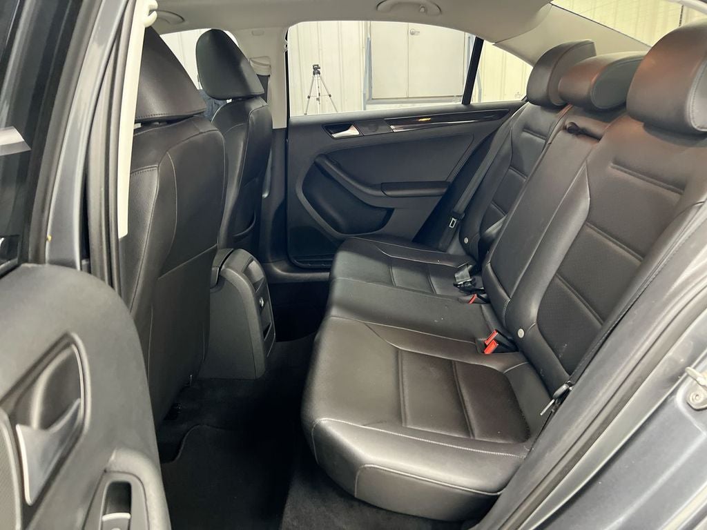 2017 Volkswagen Jetta 1.8T SEL