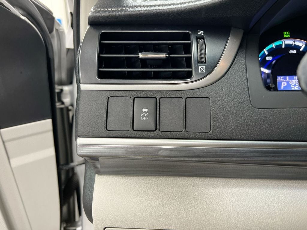 2012 Toyota Camry Hybrid XLE