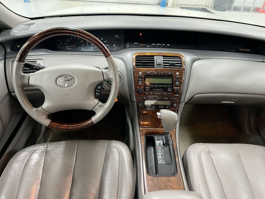 2003 Toyota Avalon XLS