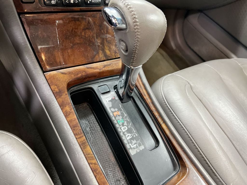 2003 Toyota Avalon XLS