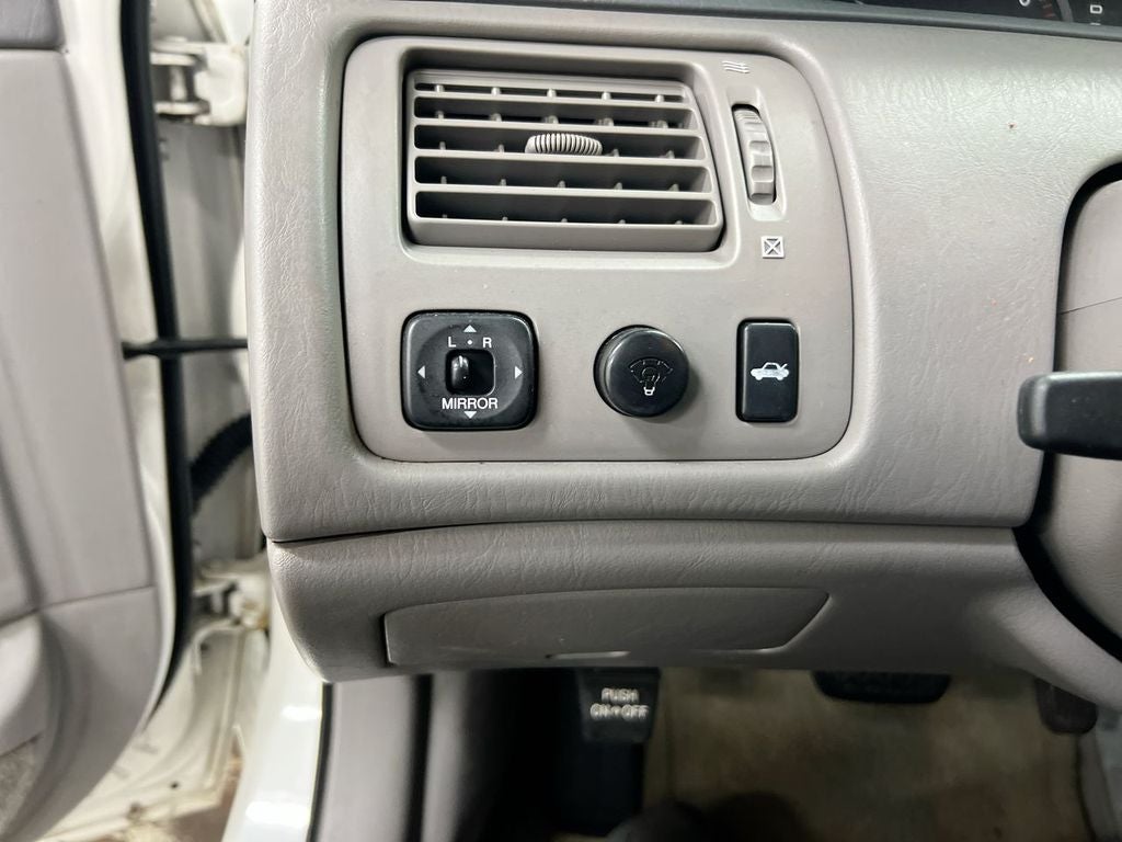 2003 Toyota Avalon XLS