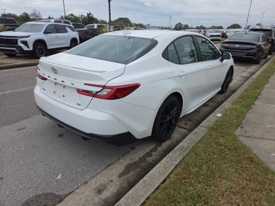 2025 Toyota Camry SE