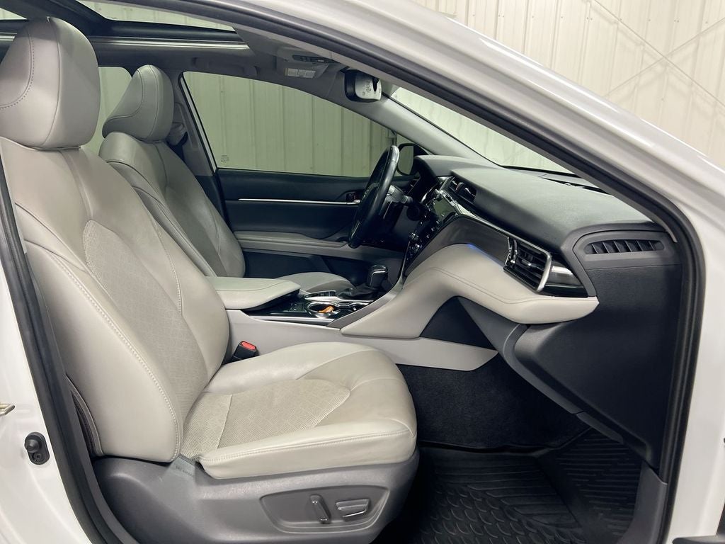 2020 Toyota Camry XSE