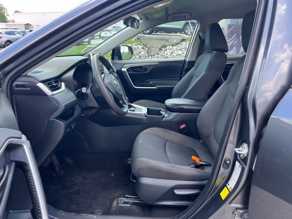 2023 Toyota RAV4 Hybrid LE