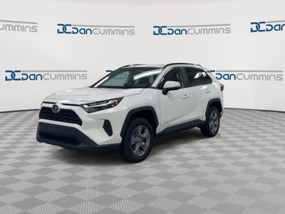 2022 Toyota RAV4 Hybrid XLE