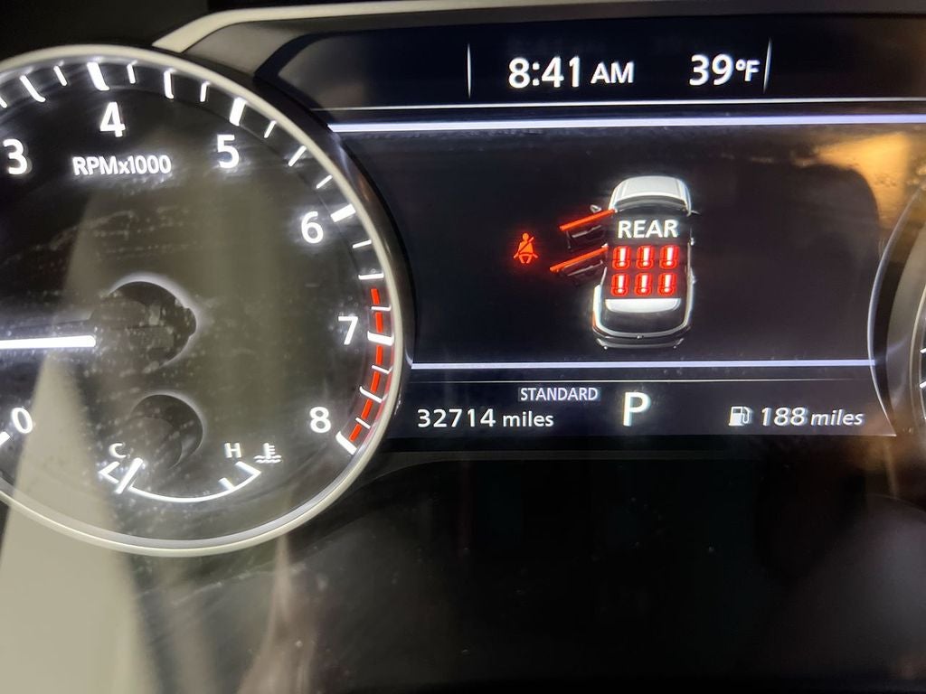 2024 Nissan Pathfinder SV