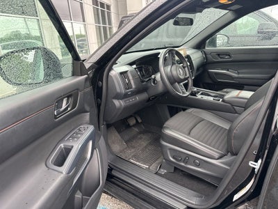 2025 Nissan Pathfinder Rock Creek
