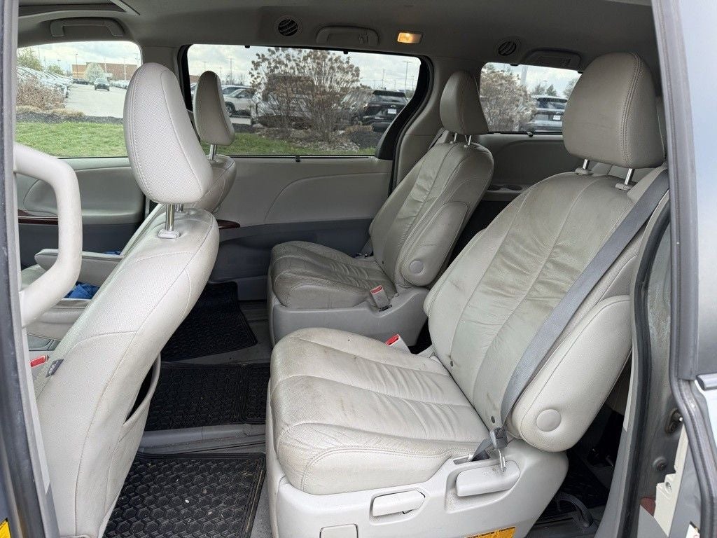 2012 Toyota Sienna XLE