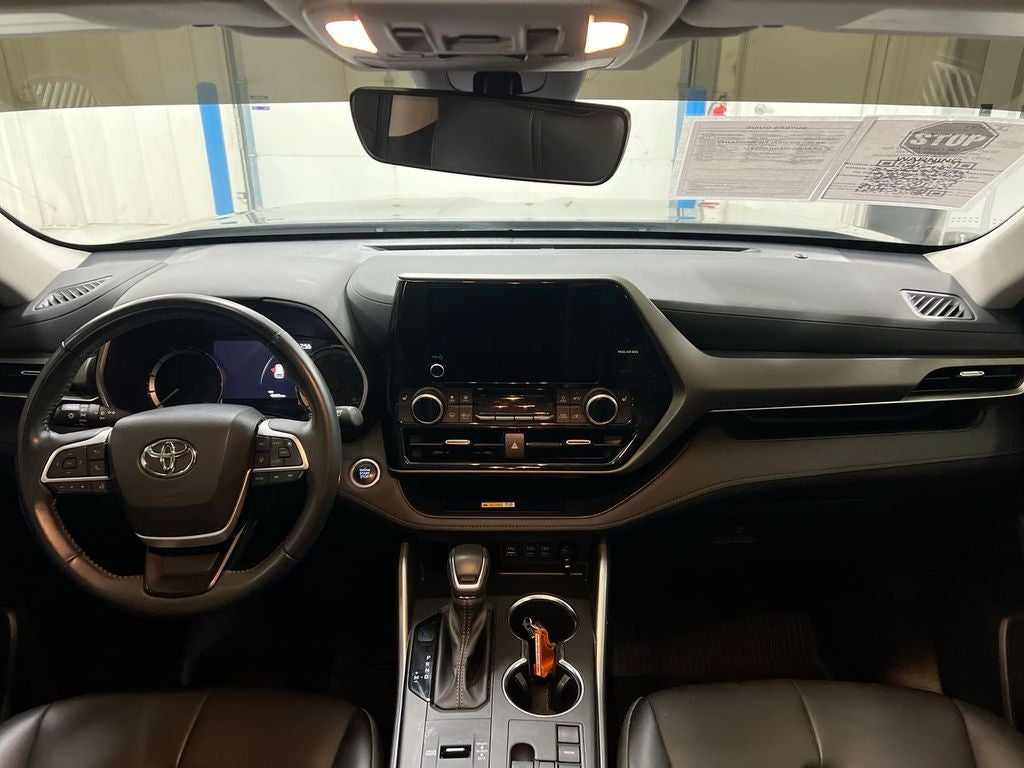 2024 Toyota Highlander Base