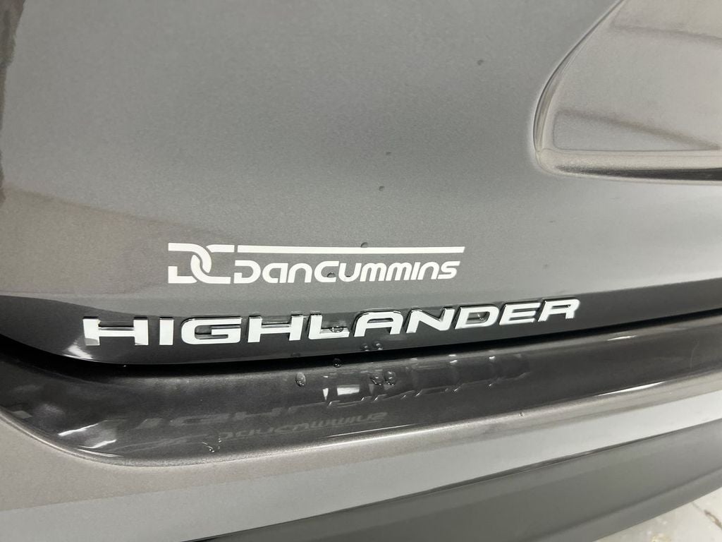 2024 Toyota Highlander Base