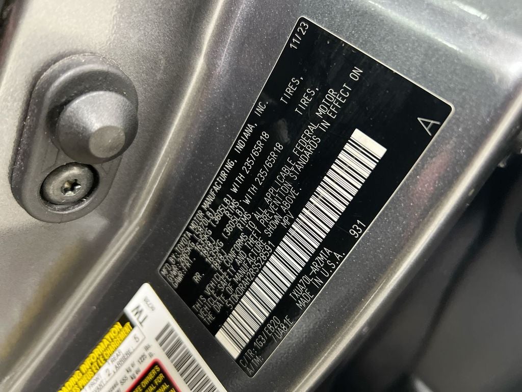 2024 Toyota Highlander Base