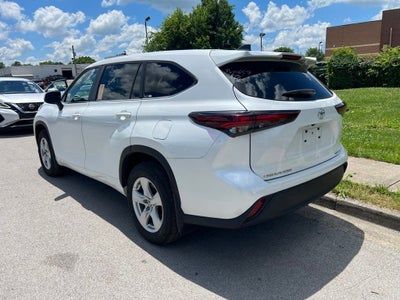 2025 Toyota Highlander LE