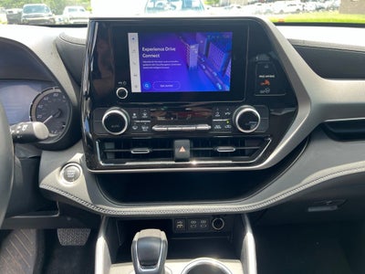 2025 Toyota Highlander LE