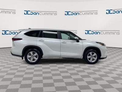2025 Toyota Highlander LE