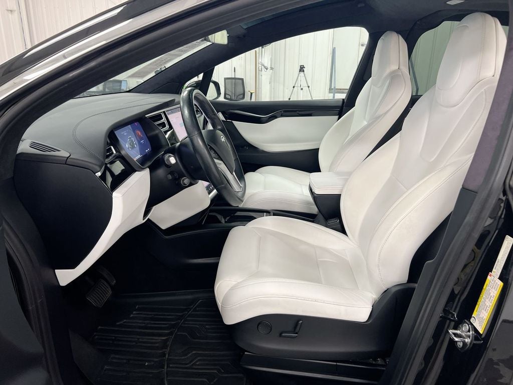 2017 Tesla Model X Base