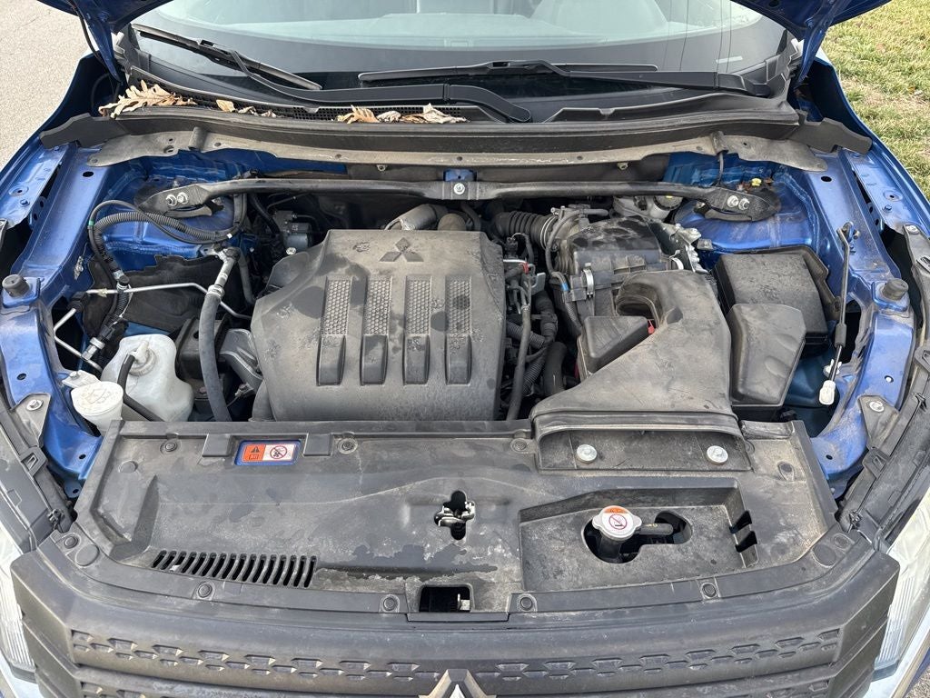 2022 Mitsubishi Eclipse Cross Base