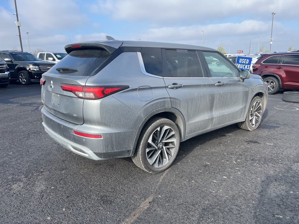 2024 Mitsubishi Outlander SE