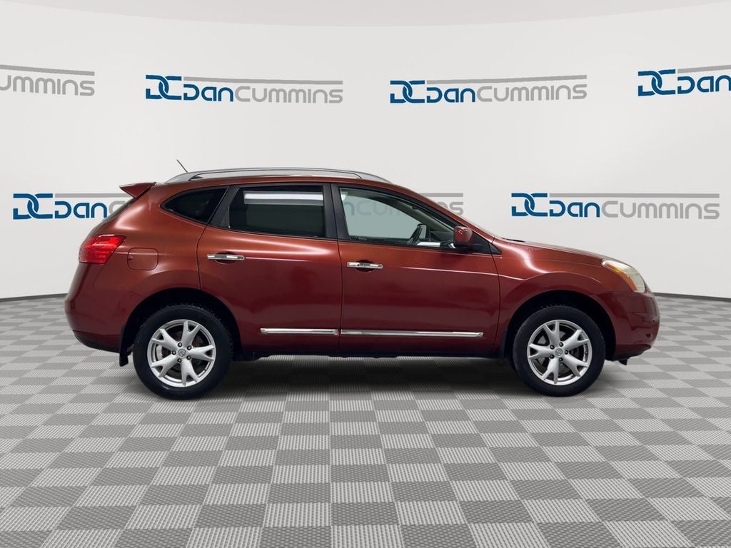 2011 Nissan Rogue SV